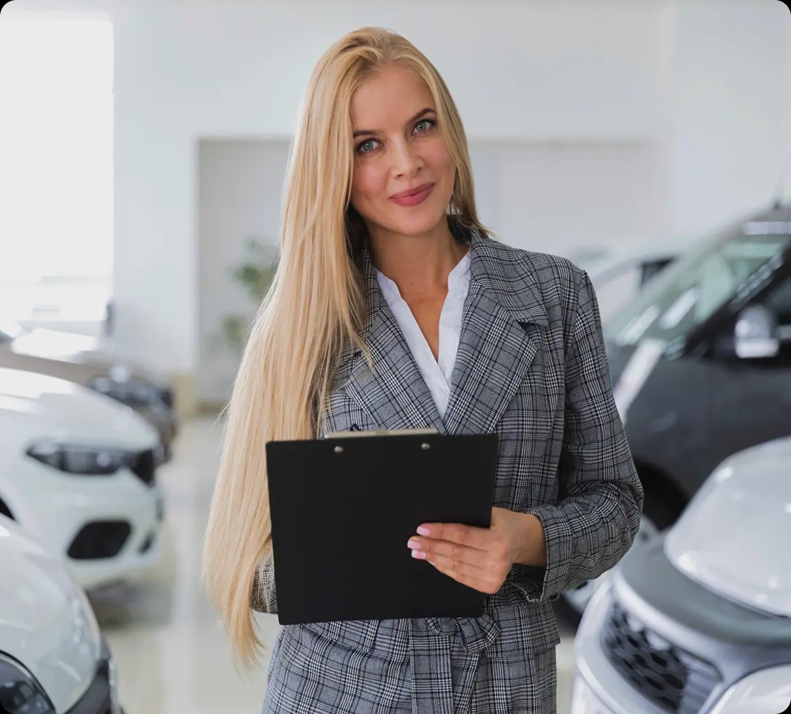 Enclosed auto transport carrier