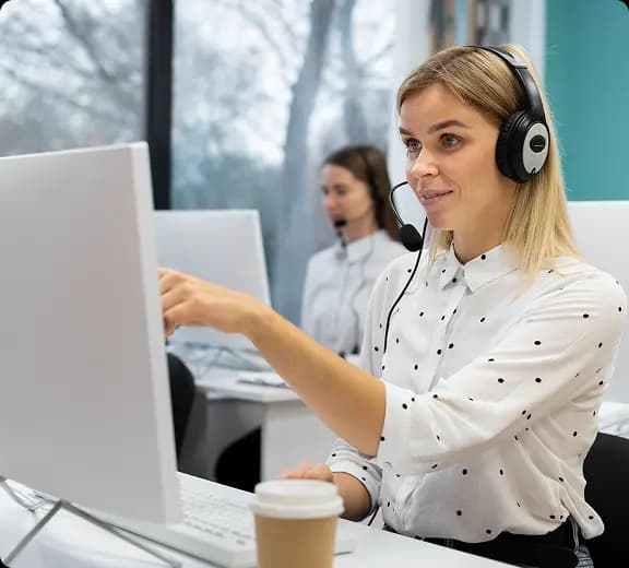 Dealership enclosed auto transport usage